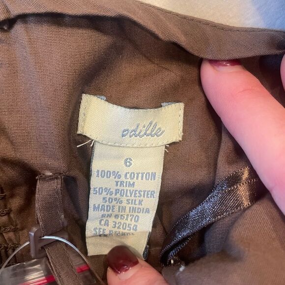 Anthro Brown Strapless Dress with Floral Details - Picture 4 of 4